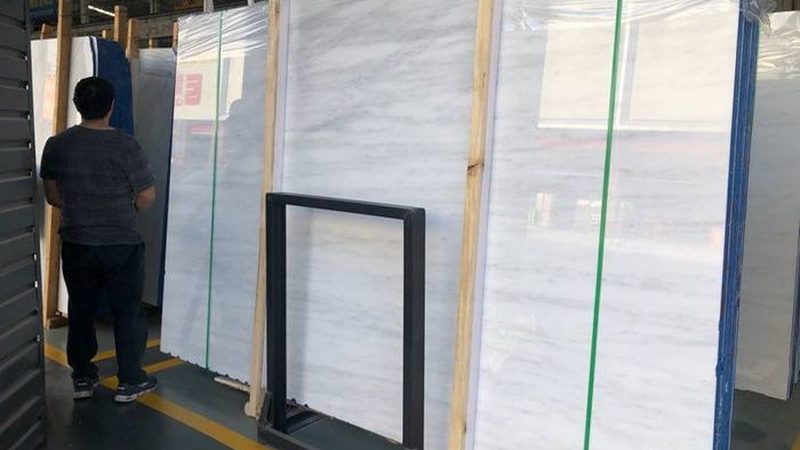 岩板台面岛台，价格几何？揭秘其成本构成与选购要点**